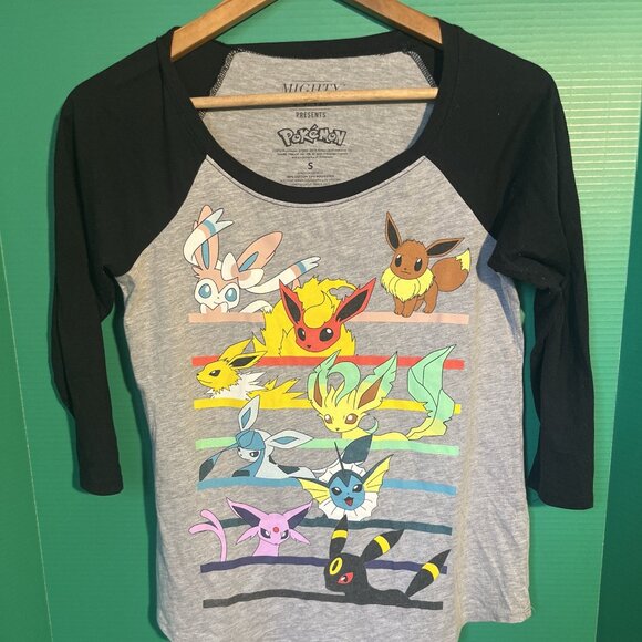 Pokémon Eevee Evolutions Baseball Tee Women’s Small Mighty Fine 3/4 Sleeve Ragla - Picture 1 of 3